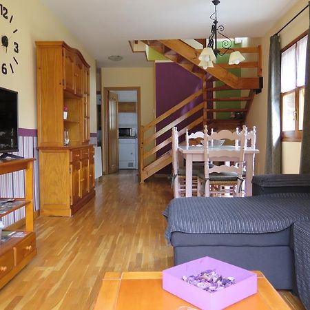 Apartaments El Ribal Valencia D'Aneu Exterior photo