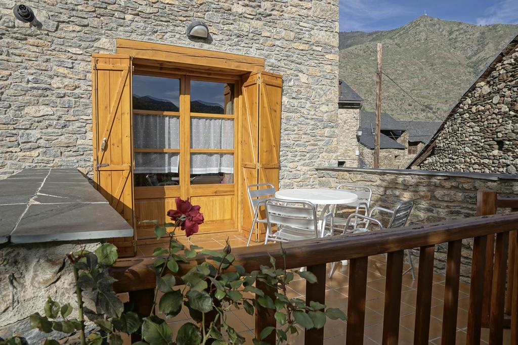 Apartaments El Ribal Valencia D'Aneu Room photo